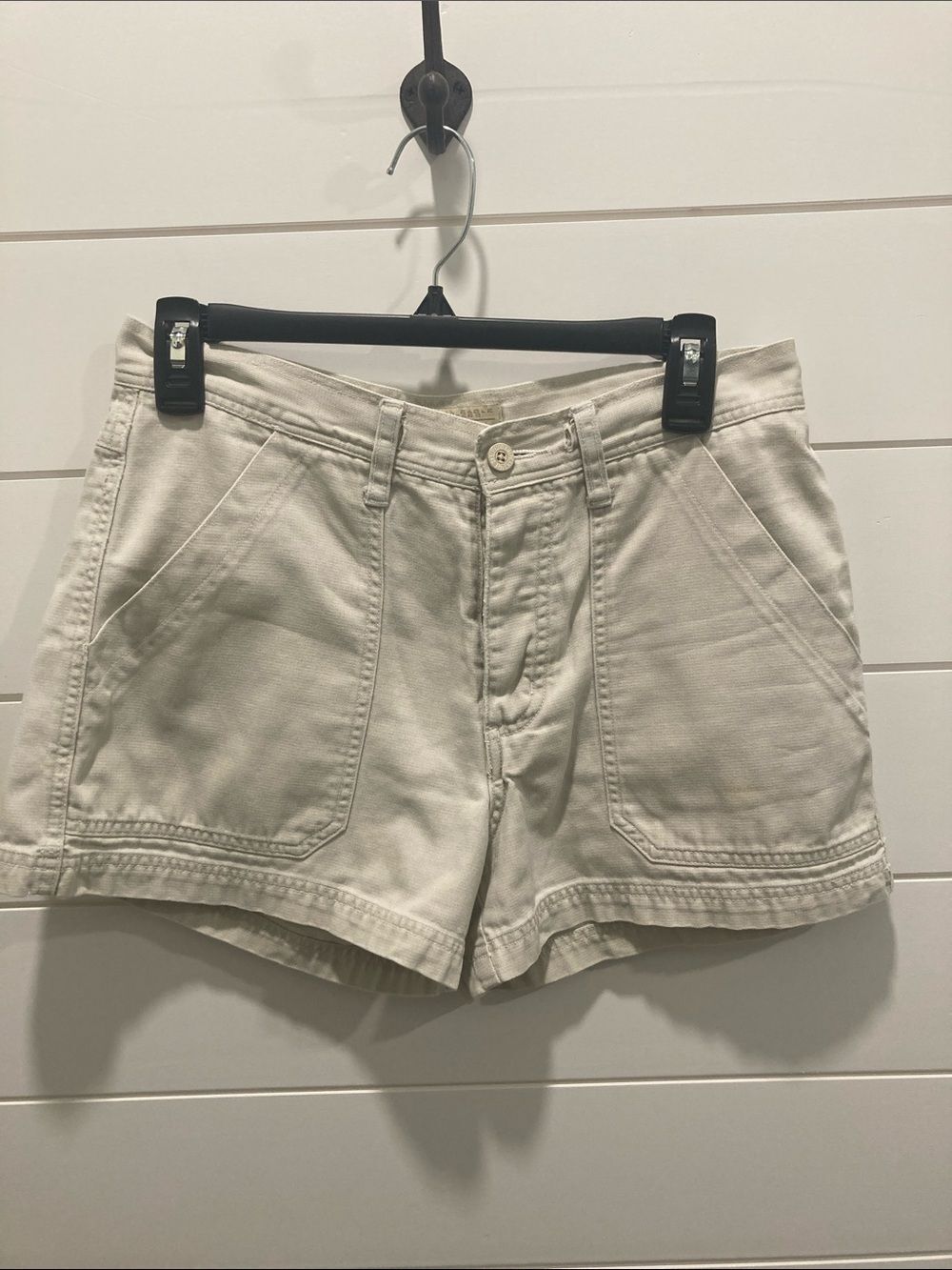 Vintage Y2K American Eagle 100% Cotton Khaki Cargo Shorts-Size 6- GUC- Gorpcore